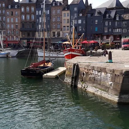 Le Petit Honfleur Apartment Exterior photo
